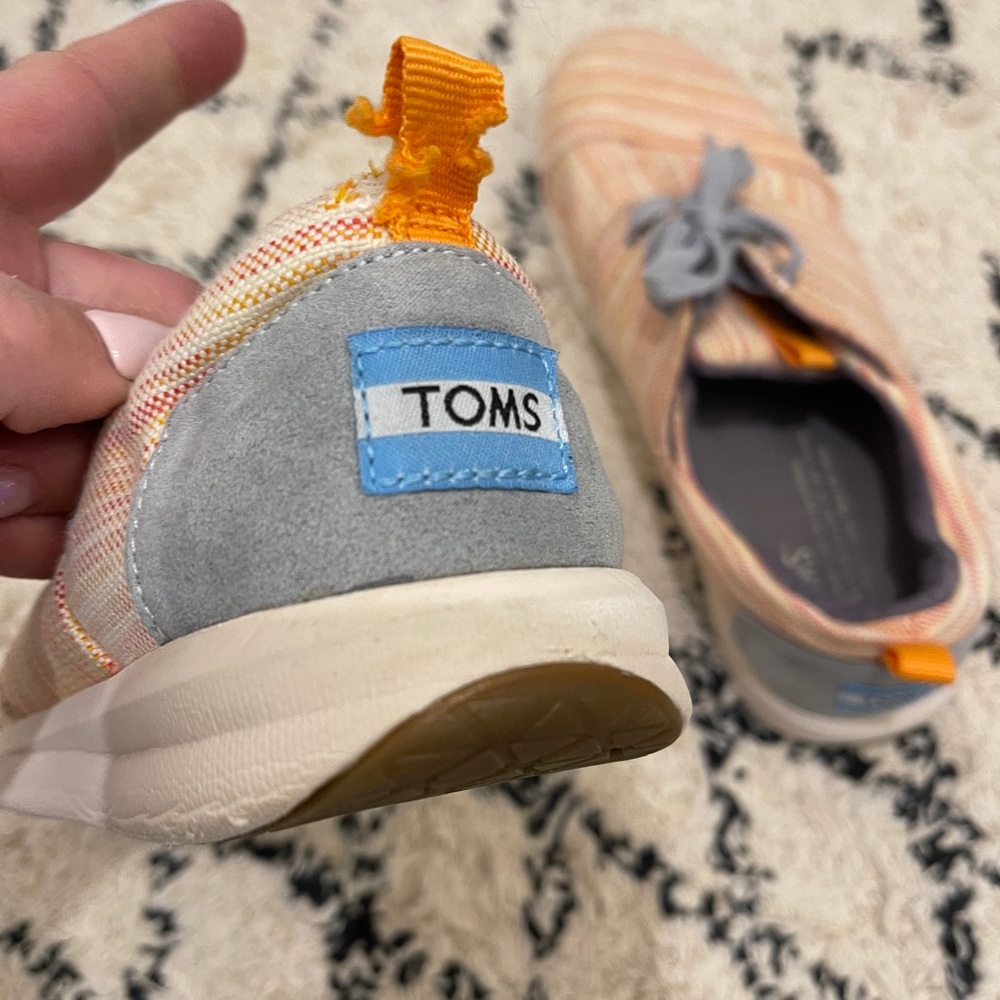 Toms sneakers - Picture 3 of 4